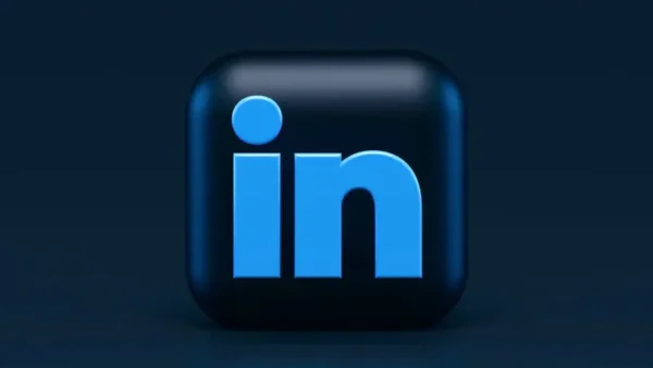 LinkedIn“BrowserGate”风波：秘密扫描 6000+ Chrome 扩展，是安全防御还是商业间谍？