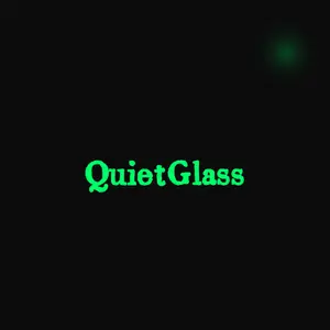 QuietGlass：macOS开源隐私工具，视线离开自动模糊屏幕，旁人偷看直接告警